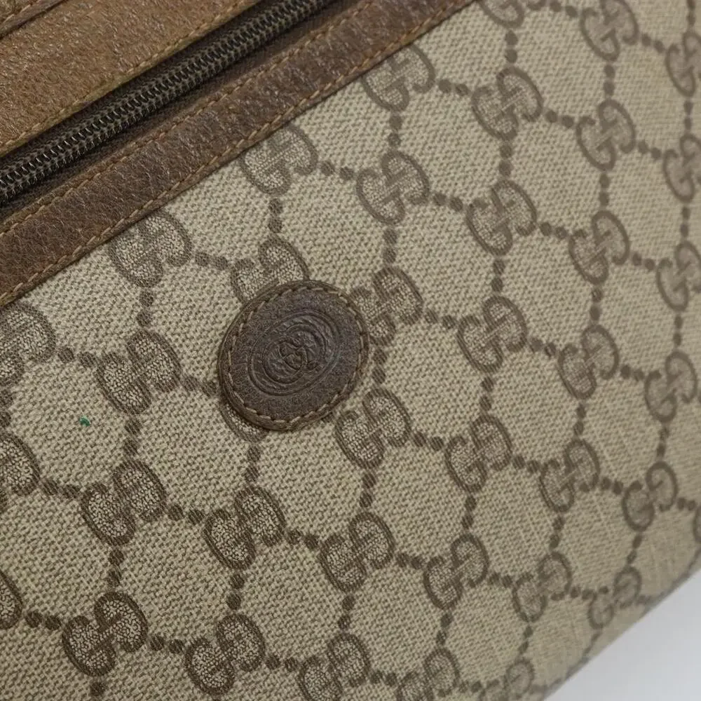 Gucci GG Supreme Clutch Bag Beige